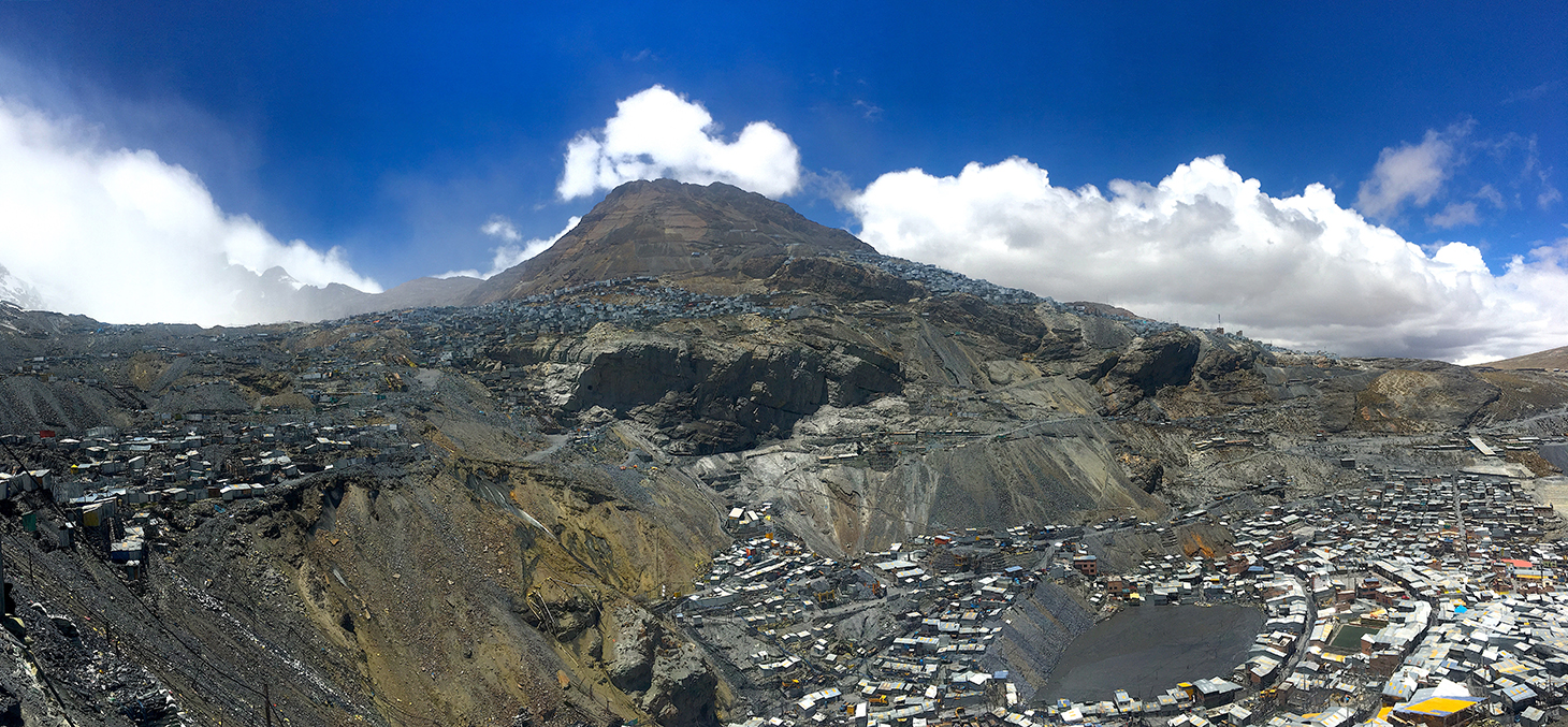La Rinconada au Pérou, destination de l'Expédition 5300 - © Axel Pittet