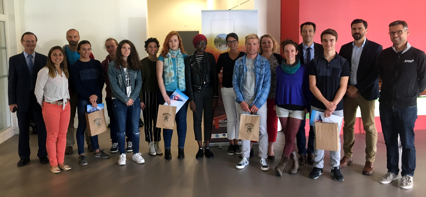 Remise des bourses de la Fondation UGA aux 15 étudiants lauréats